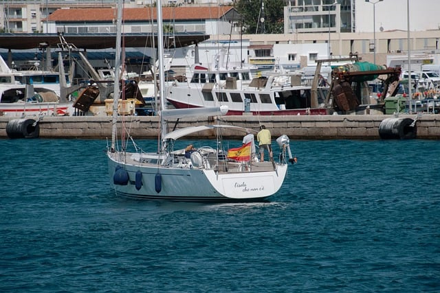 A small boat in the sea