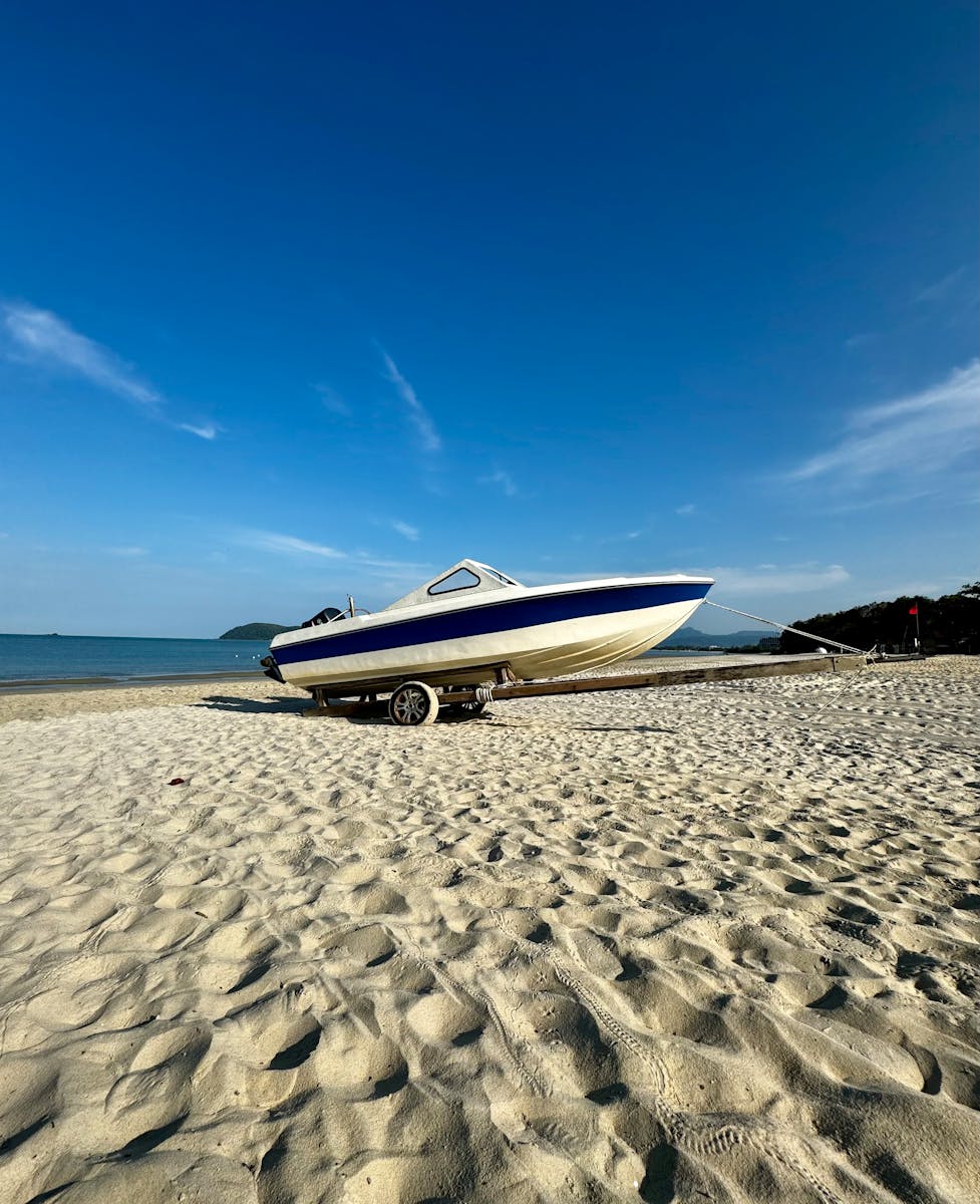 Essential Guide to Affordable and Reliable Boat Transport Options