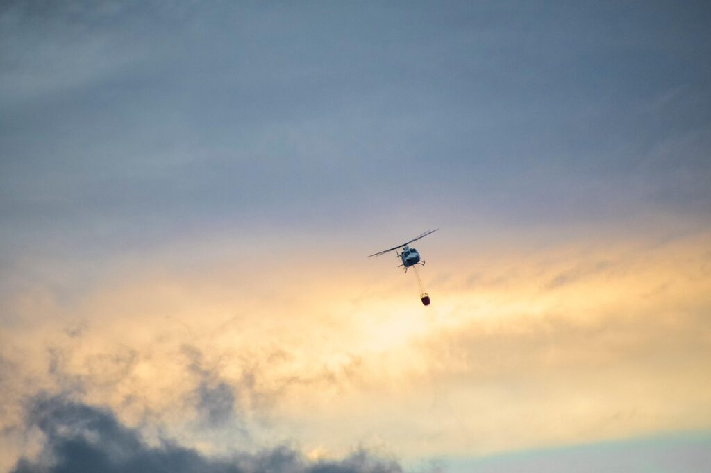 helicopter, fire, rescue, smoke, emergency, aid, helicopter, helicopter, helicopter, helicopter, helicopter