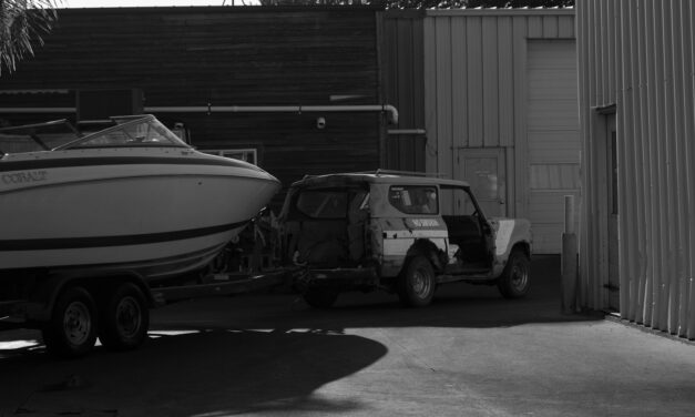 5 Signs You Need Professional Hauling Instead of DIY