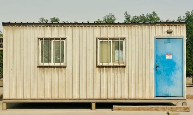 Office Trailer Hauling: Discover 8 Reasons Why Interstate Haulers Is Your Best Choice