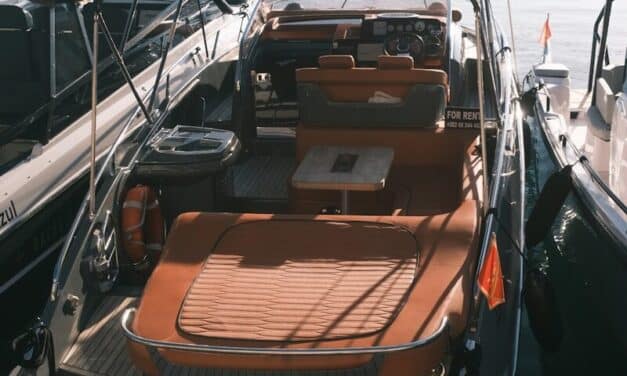 Consider a Boat Rental This Summer: A Practical Step Before Your Boat Purchase with Interstate Haulers Ready to Deliver