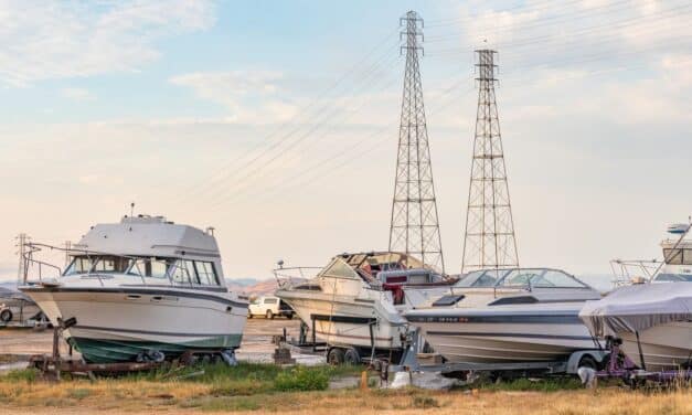 Decoding Used Boat Values: Why Hiring Interstate Haulers is Essential for Your Boat Transport Needs