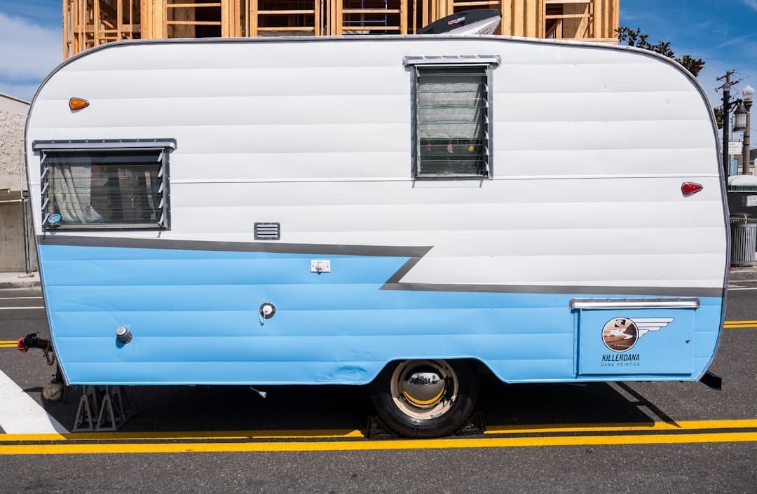 How does floor plan affect which travel trailer is right for you?
