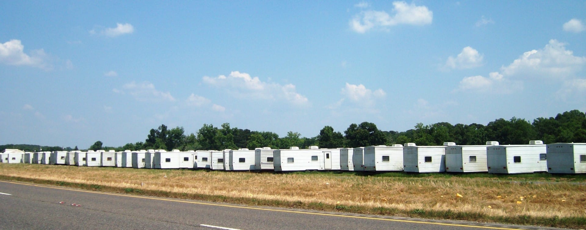 Mobile housing unit