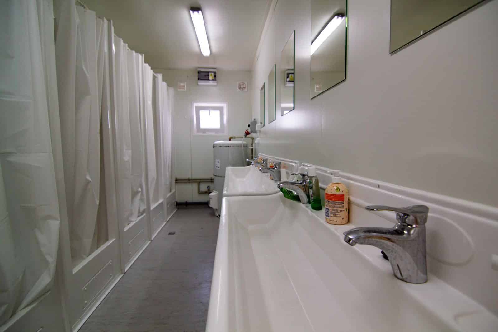 shower trailer transportation